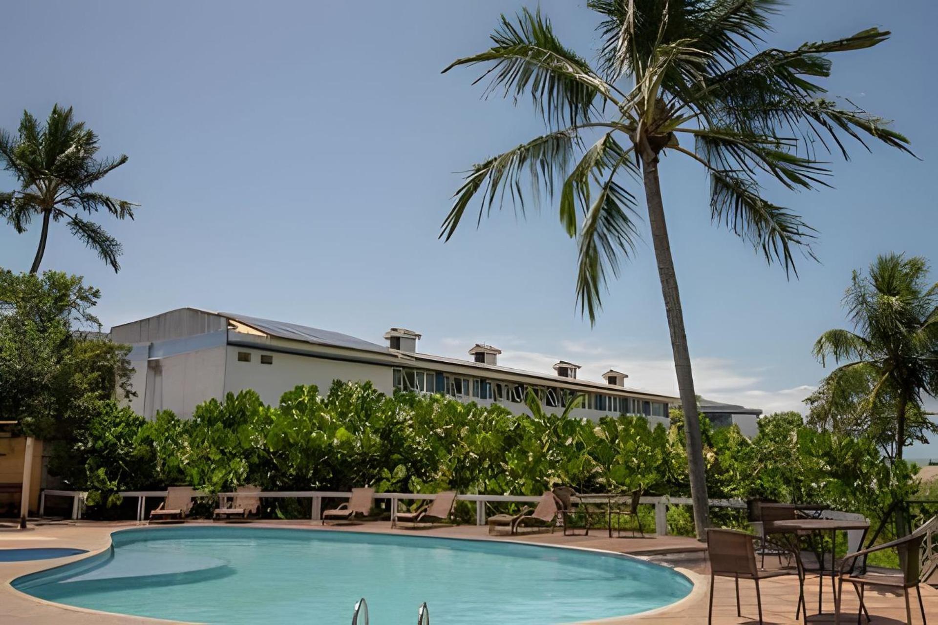 Em Frente A Praia De Taperapuan; Piscina; 1 Quarto; Wifi 300 Mbs; Estacionamento Gratuito 1 Veiculo Porto Seguro Kültér fotó