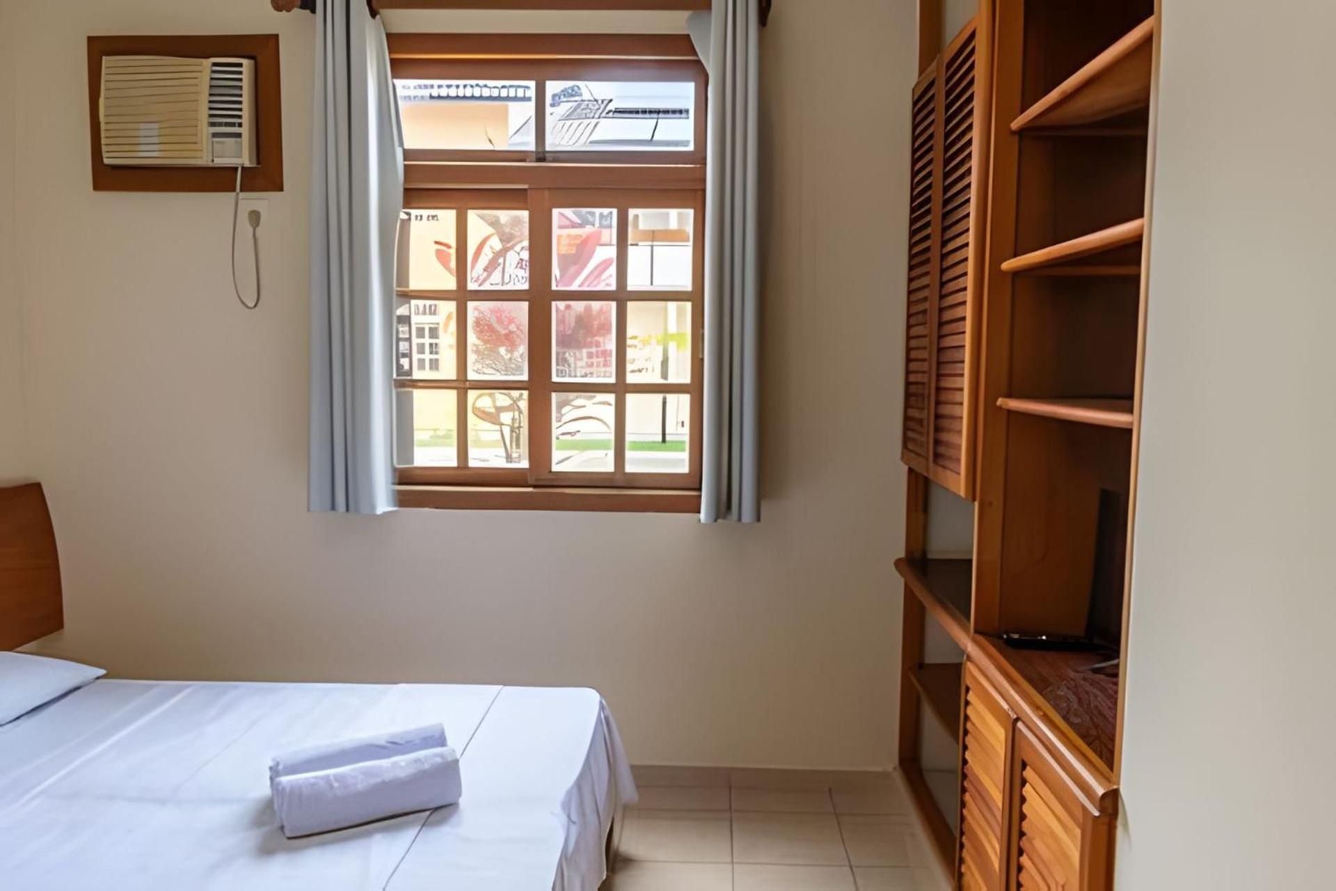 Em Frente A Praia De Taperapuan; Piscina; 1 Quarto; Wifi 300 Mbs; Estacionamento Gratuito 1 Veiculo Porto Seguro Kültér fotó