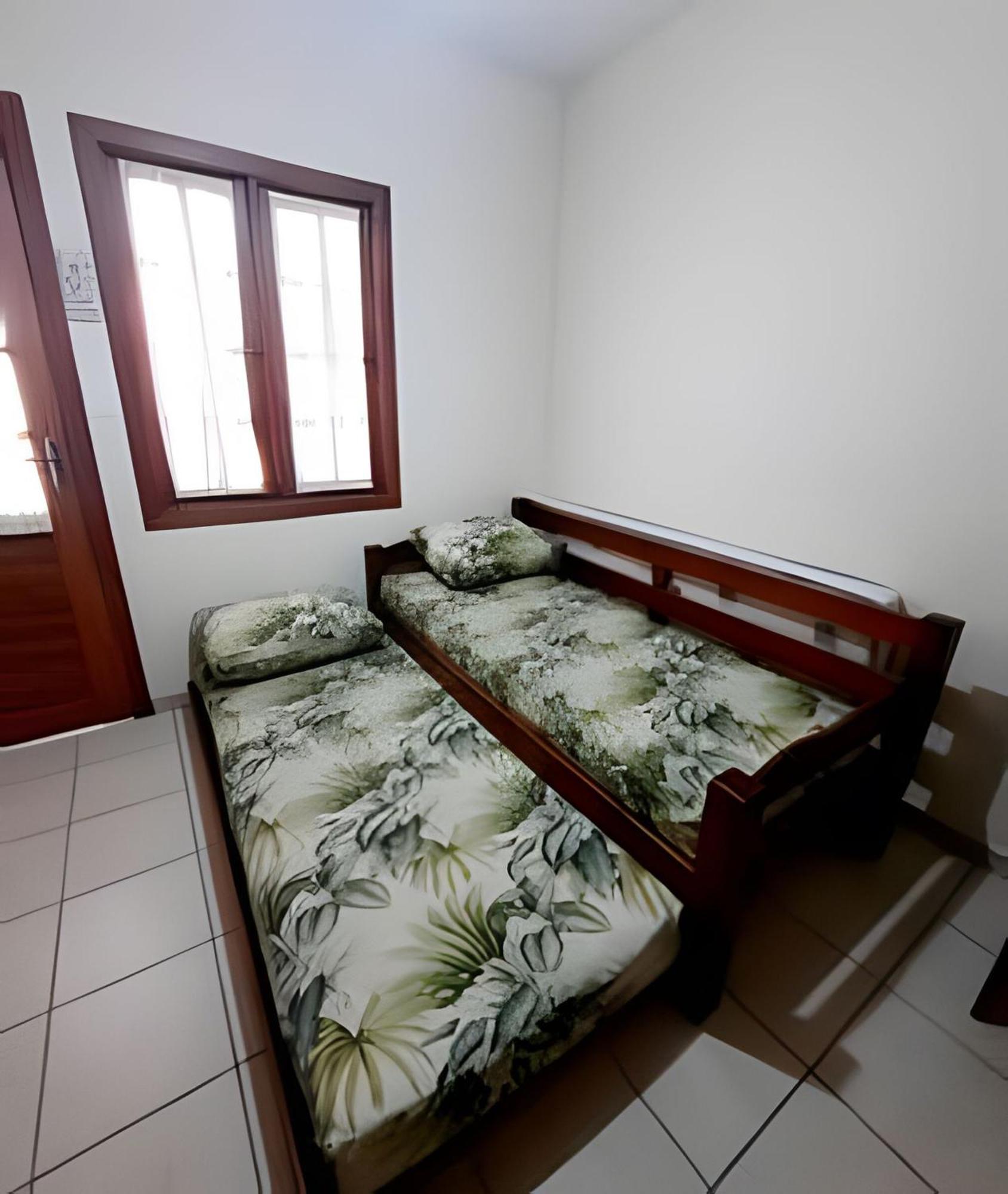 Em Frente A Praia De Taperapuan; Piscina; 1 Quarto; Wifi 300 Mbs; Estacionamento Gratuito 1 Veiculo Porto Seguro Kültér fotó